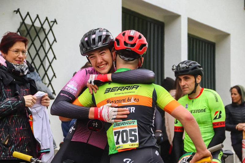 Raúl López se hace con la victoria de Las Green Series en Villasana de Mena 