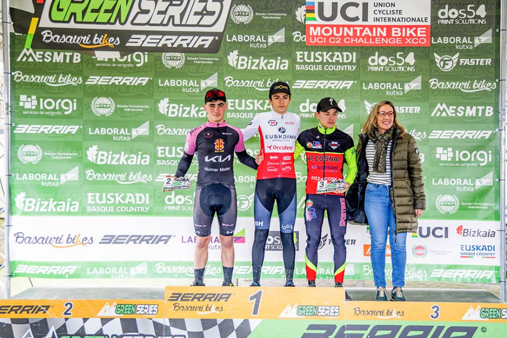 Pódium de Diego Zorrilla en la Green Series XCO 