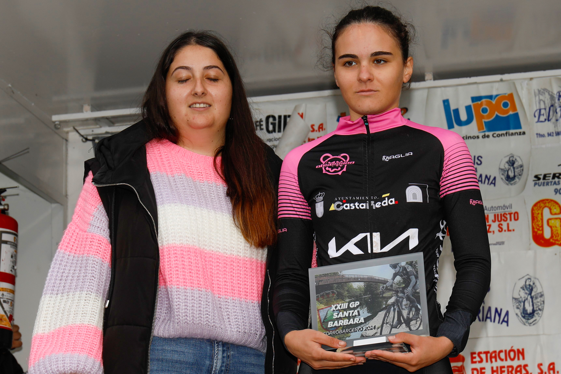 Carlota Casanueva consigue alzarse con la segunda posición. FOTO: ©ciclismo gonzalez