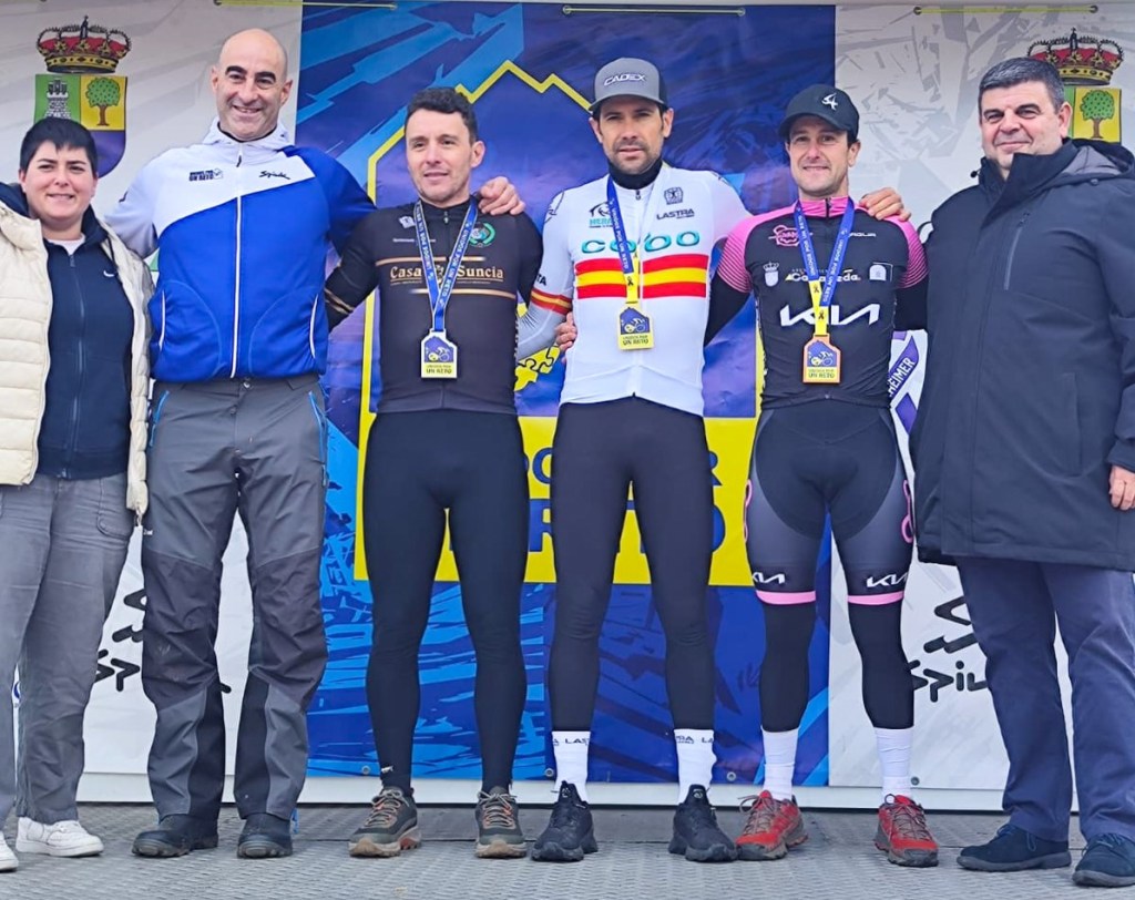 Cinco podios para el Castañeda-KIA en el ciclocross de Colindres: revive la jornada en&nbsp;imágenes